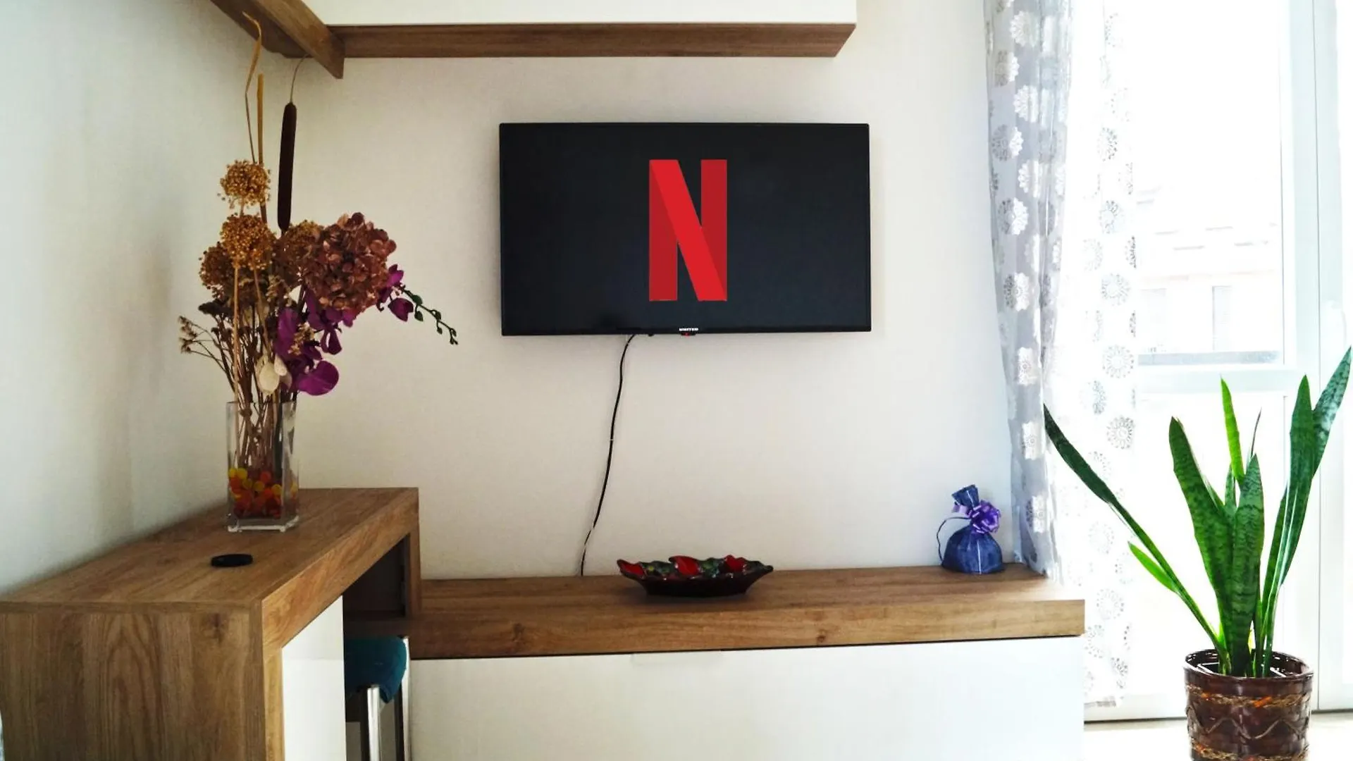 Malpensa Airport-Safari Park-Starry Sky-Netflix Apartment Varallo Pombia